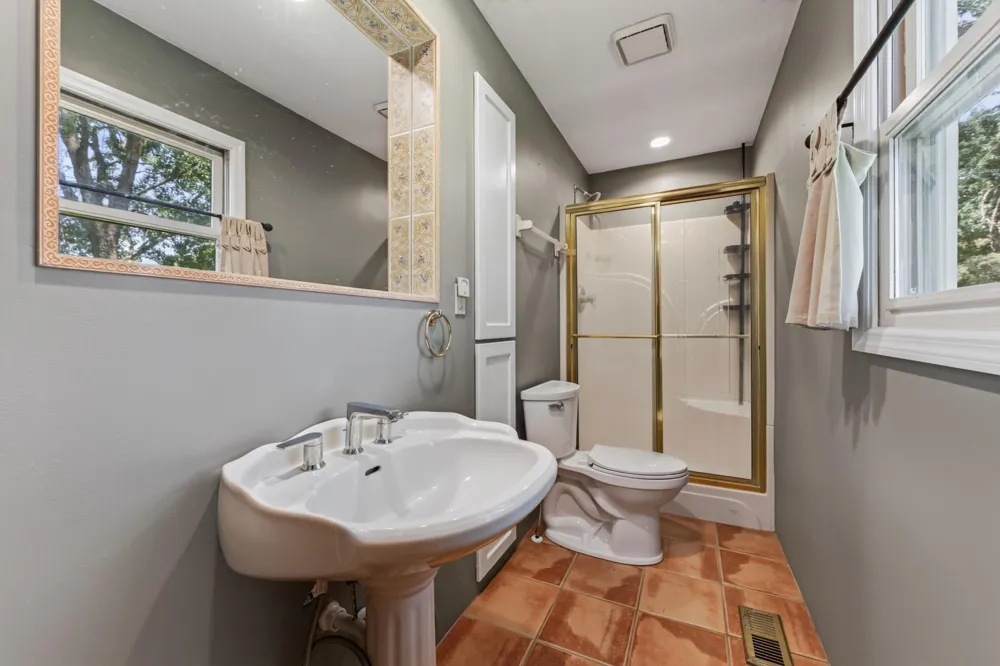 1117 Black Oak Ln Hopkinsville, KY 42240