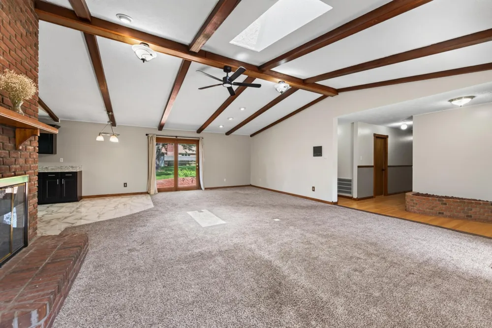 1117 Black Oak Ln Hopkinsville, KY 42240