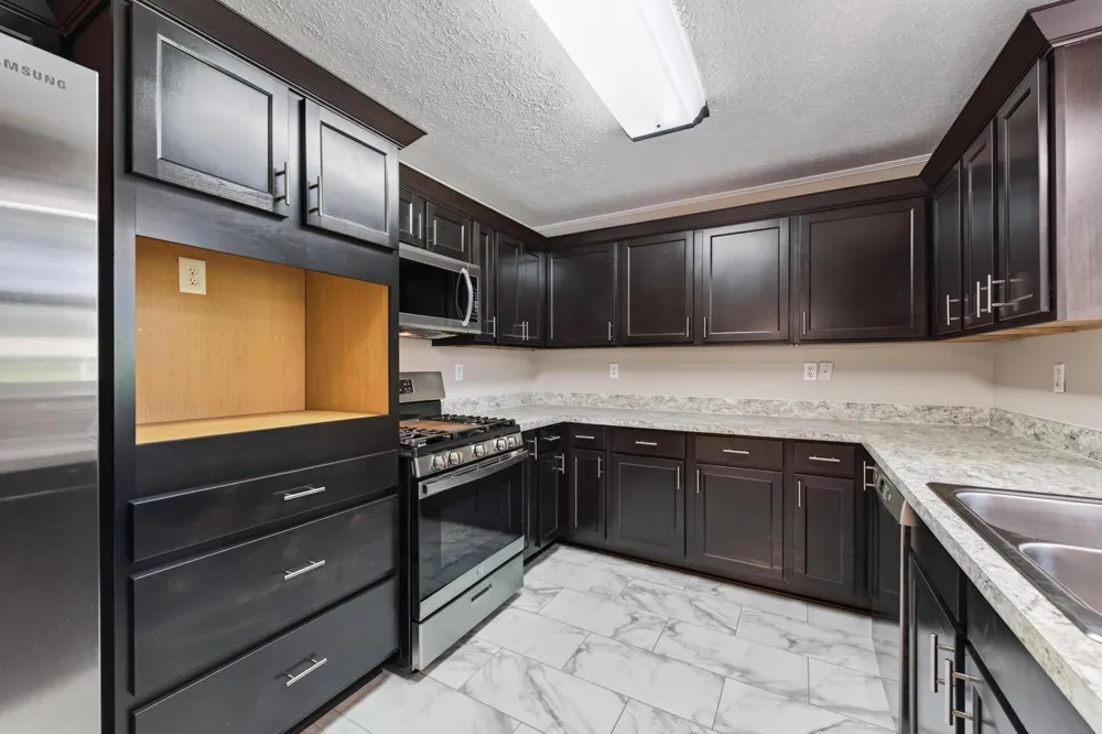 1117 Black Oak Ln Hopkinsville, KY 42240