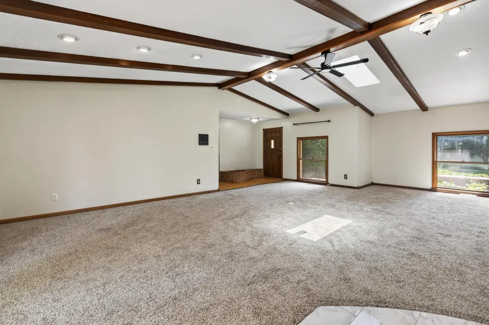 1117 Black Oak Ln Hopkinsville, KY 42240