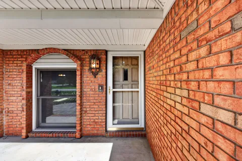 1117 Black Oak Ln