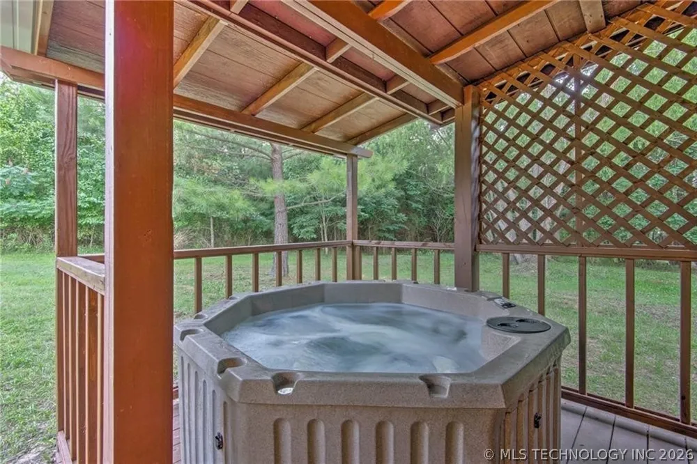 609 Canoe Road Broken Bow, OK 74728