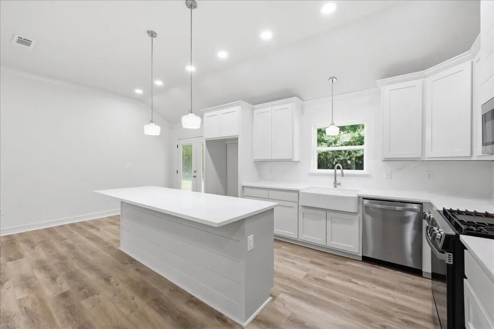230 Teal Drive Vidor, TX 77662