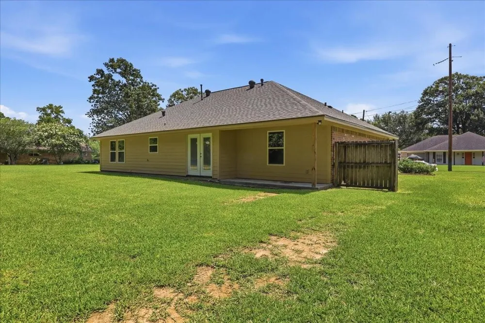 230 Teal Drive Vidor, TX 77662