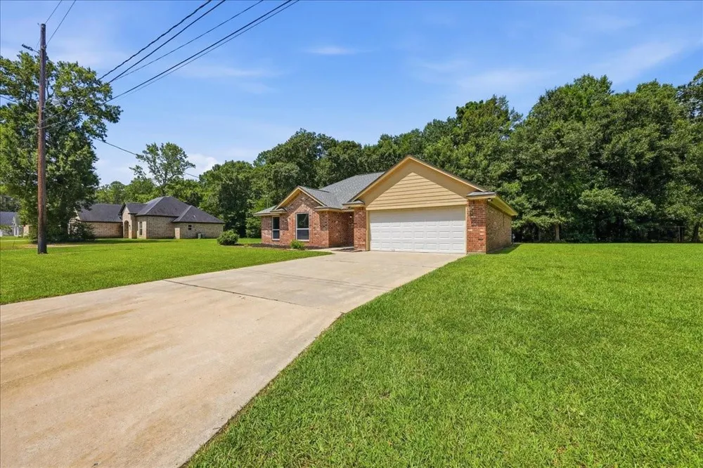 230 Teal Drive Vidor, TX 77662