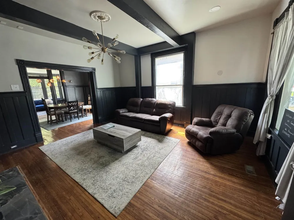 1609 EASTMORELAND AVE Memphis, TN 38104