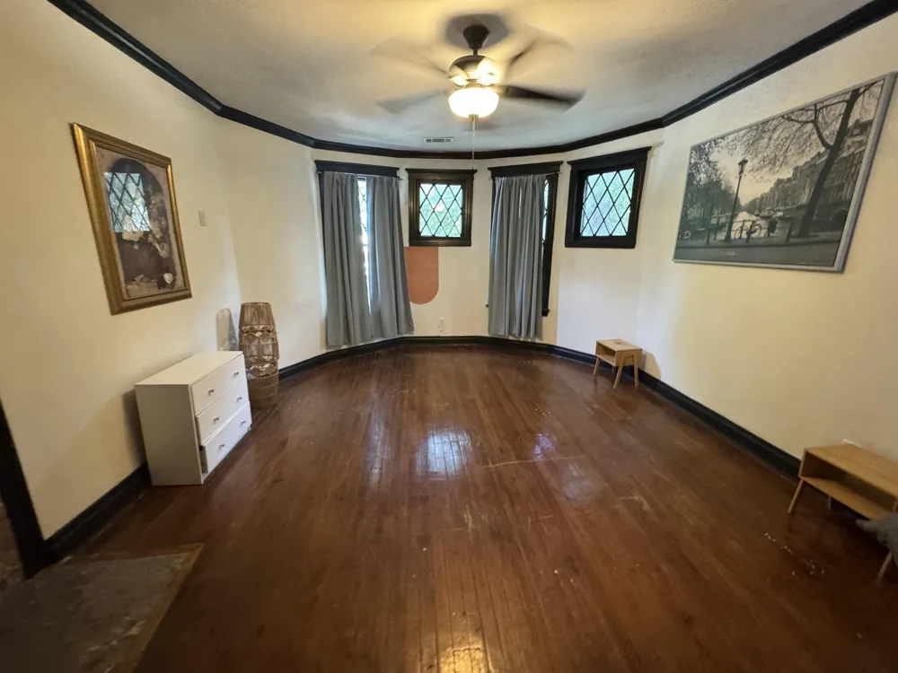 1609 EASTMORELAND AVE Memphis, TN 38104