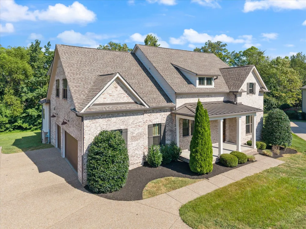 4174 Old Light Cir Arrington, TN 37014
