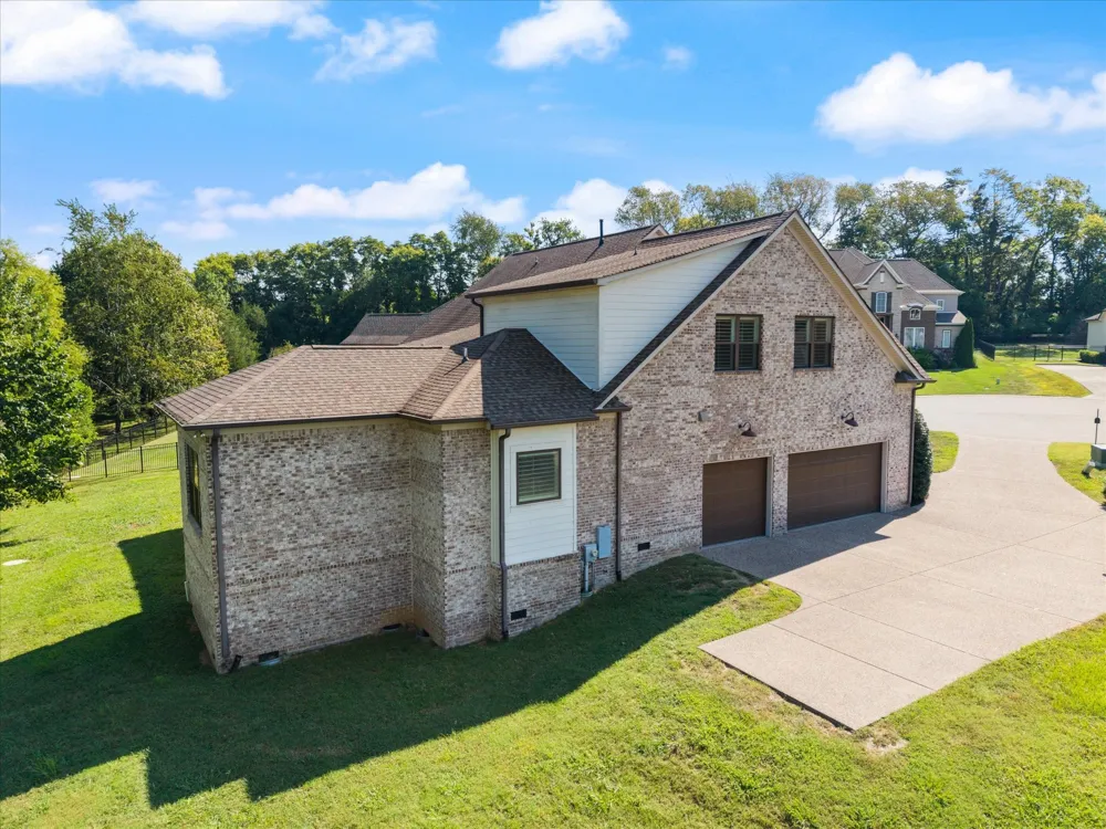 4174 Old Light Cir Arrington, TN 37014