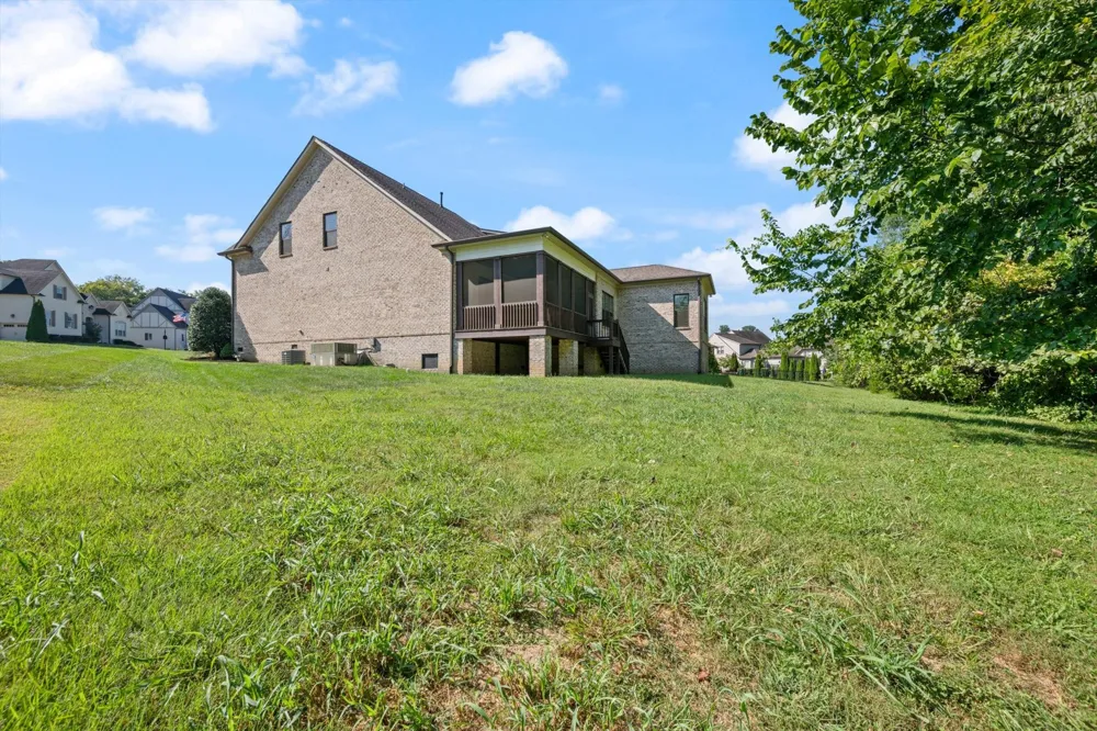 4174 Old Light Cir Arrington, TN 37014