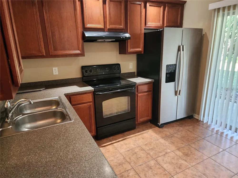 15924 FISHHAWK CREEK LANE Lithia, FL 33547
