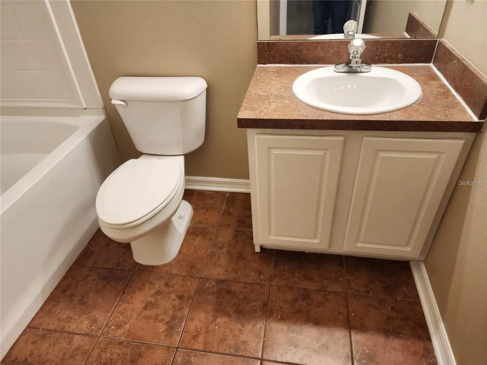 15924 FISHHAWK CREEK LANE Lithia, FL 33547