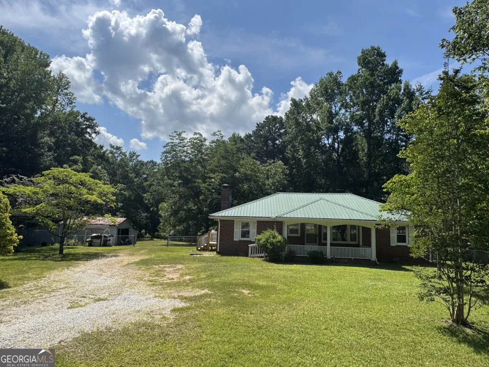 904 Eastside School RD Senoia, GA 30276