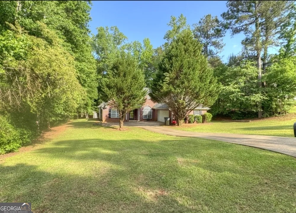 239 Old Pond RD LaGrange, GA 30241