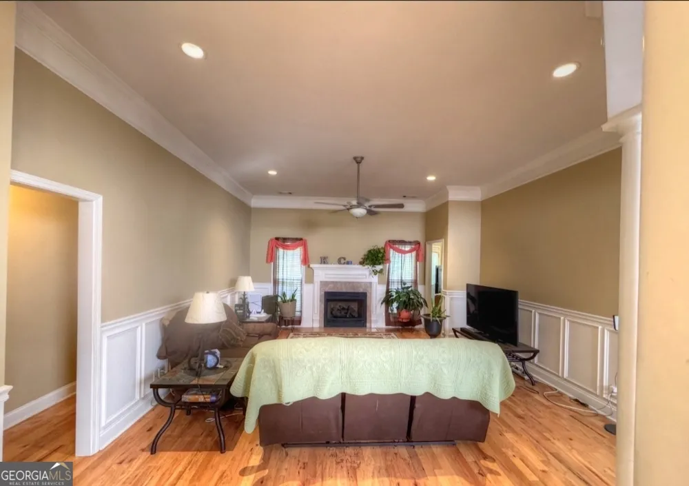 239 Old Pond RD LaGrange, GA 30241