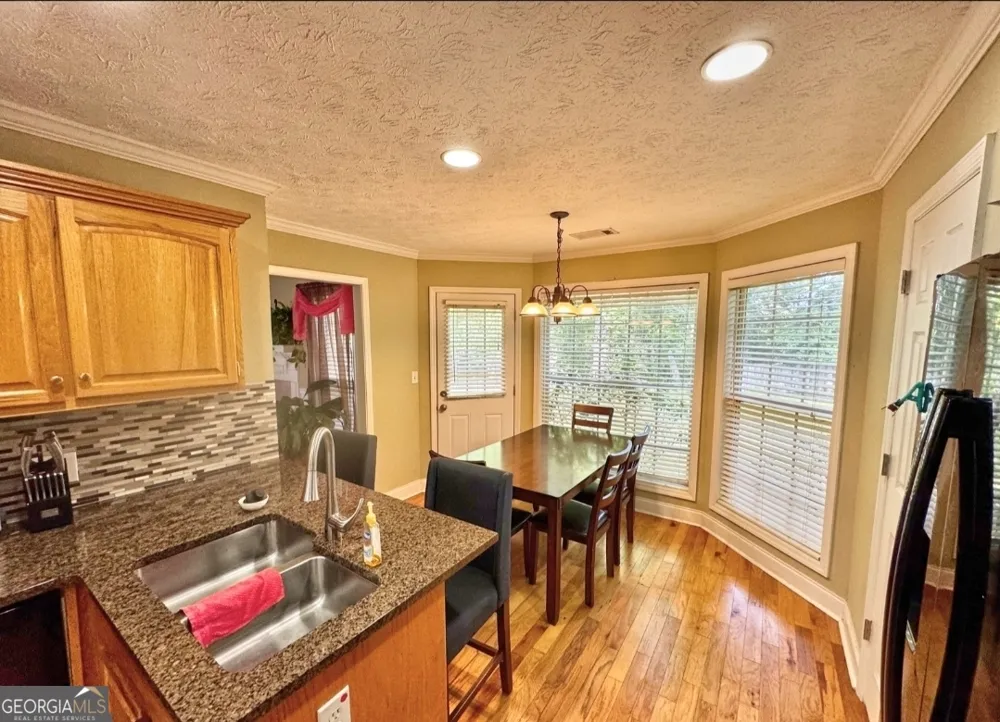 239 Old Pond RD LaGrange, GA 30241