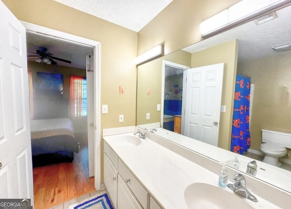239 Old Pond RD LaGrange, GA 30241