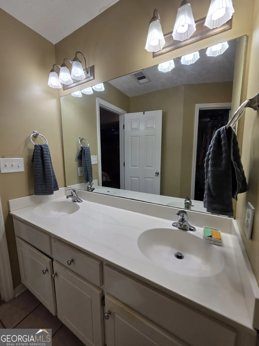 239 Old Pond RD LaGrange, GA 30241