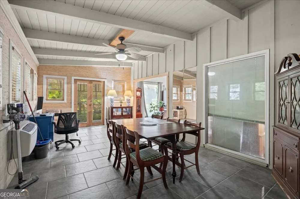 117 Meadow LN Calhoun, GA 30701