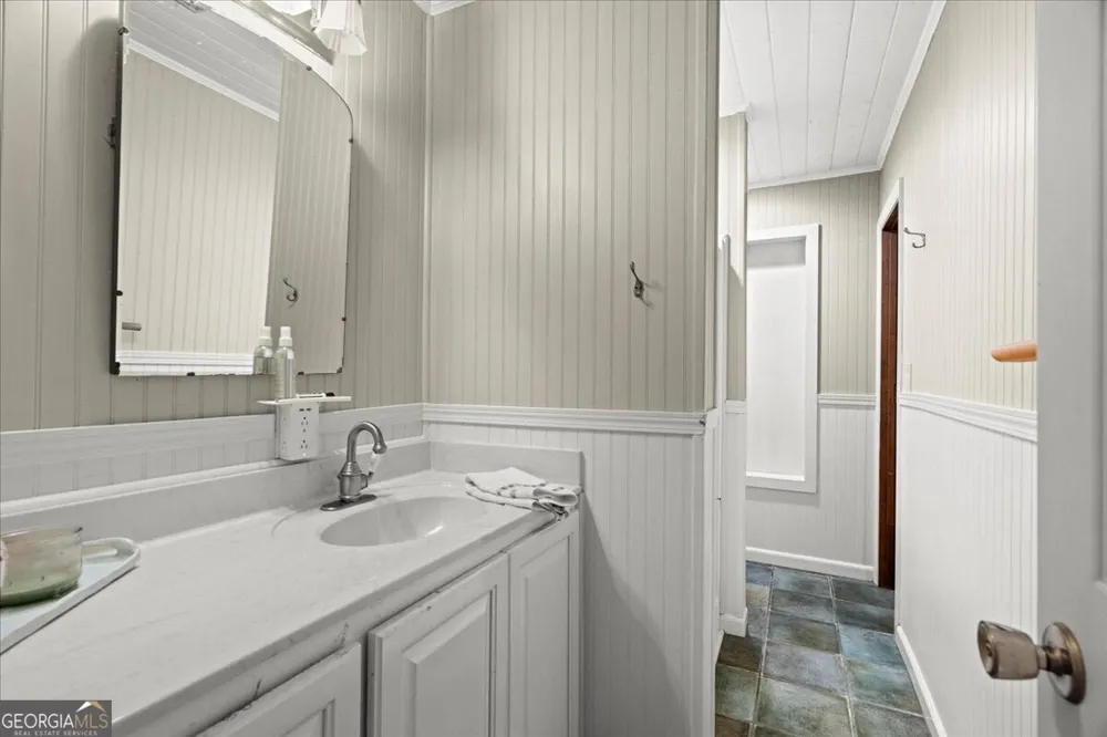 117 Meadow LN Calhoun, GA 30701
