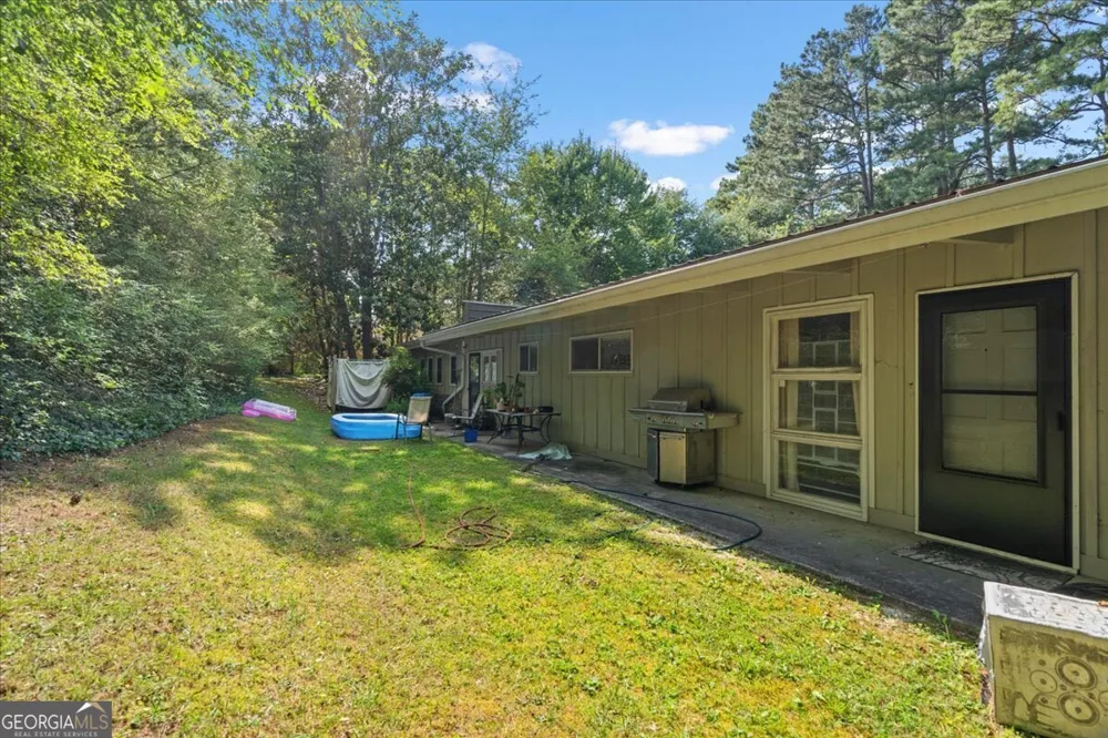 117 Meadow LN Calhoun, GA 30701