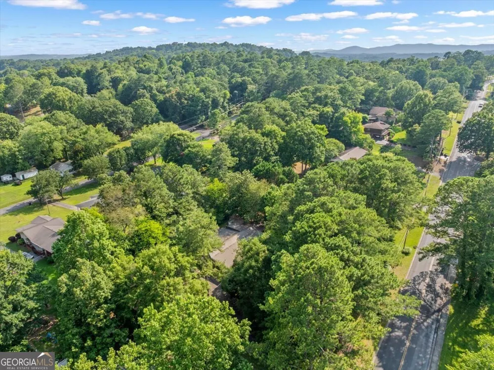 117 Meadow LN Calhoun, GA 30701
