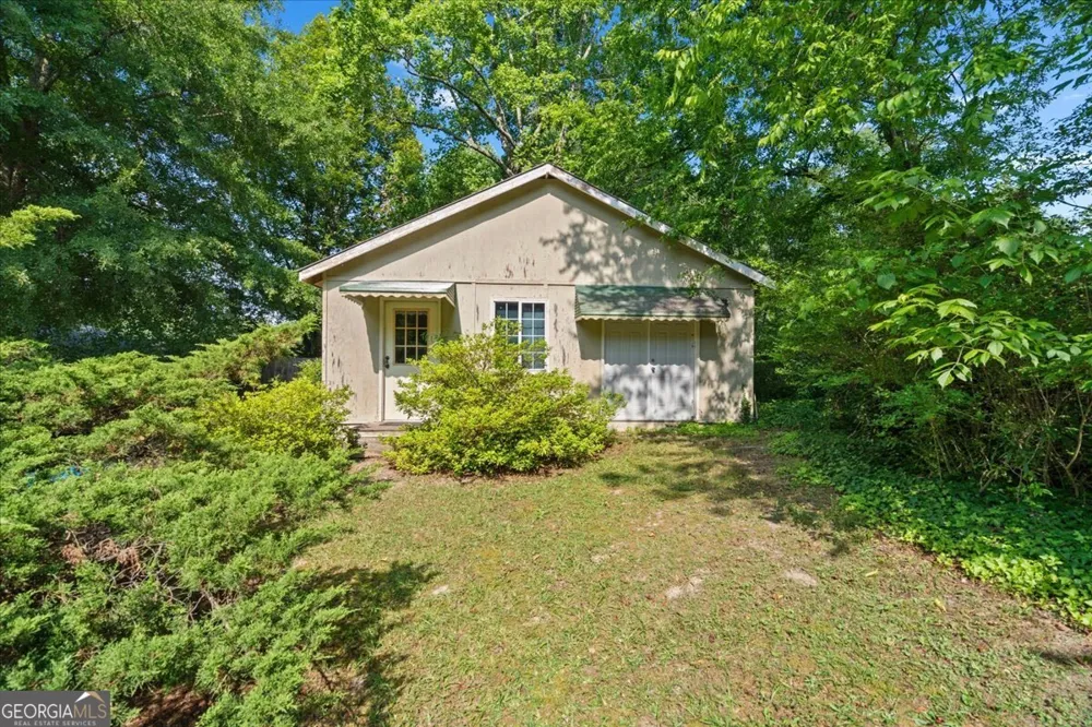 117 Meadow LN Calhoun, GA 30701
