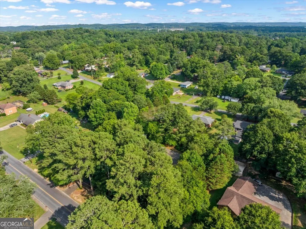 117 Meadow LN Calhoun, GA 30701