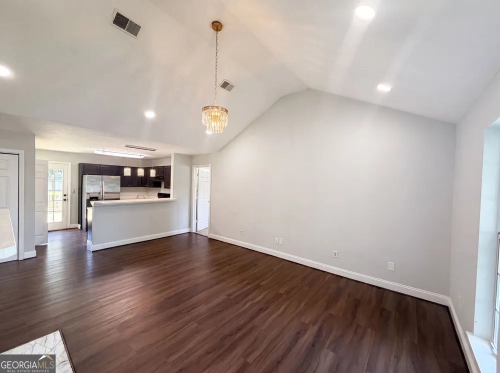 2 Ember WAY Cartersville, GA 30120