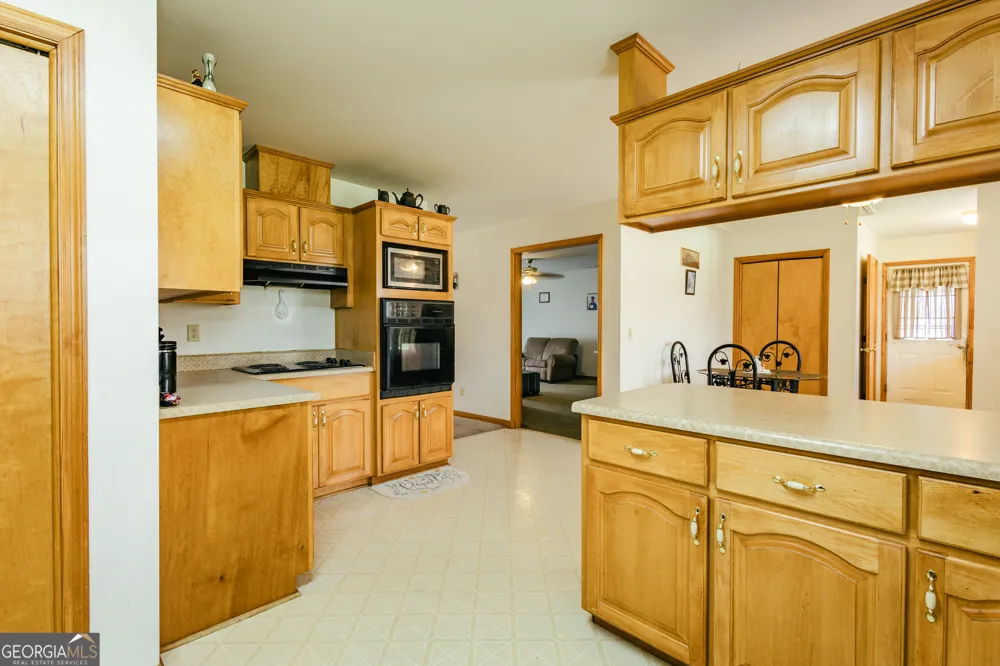 691 Broxton HWY Fitzgerald, GA 31750