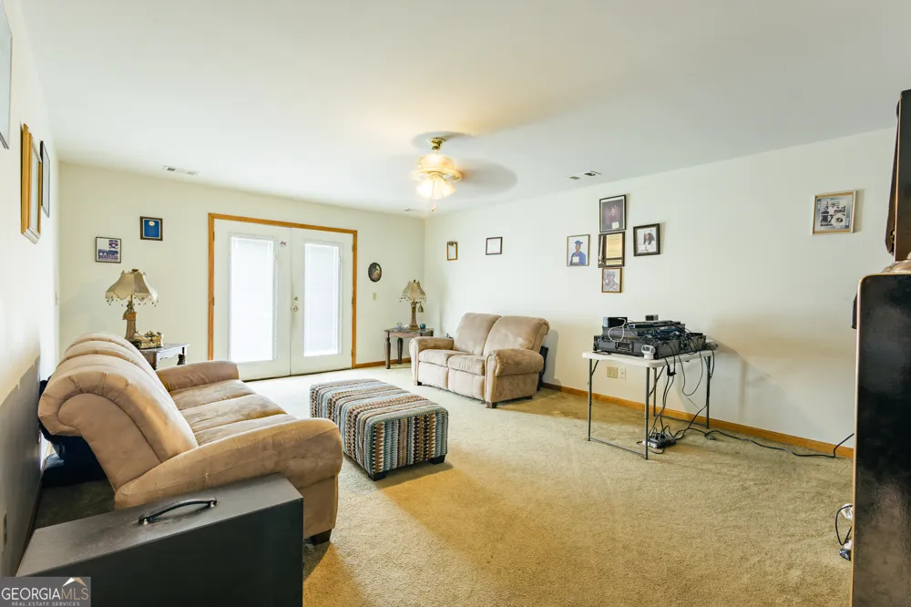 691 Broxton HWY Fitzgerald, GA 31750