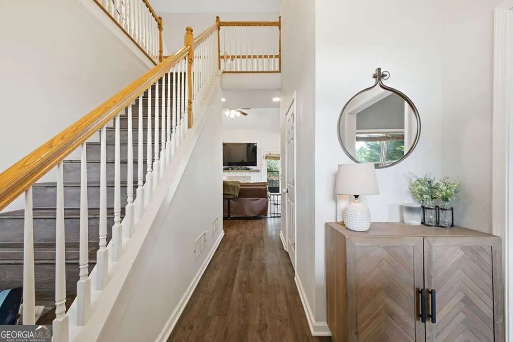 105 Arbor Hills CIR Talking Rock, GA 30175