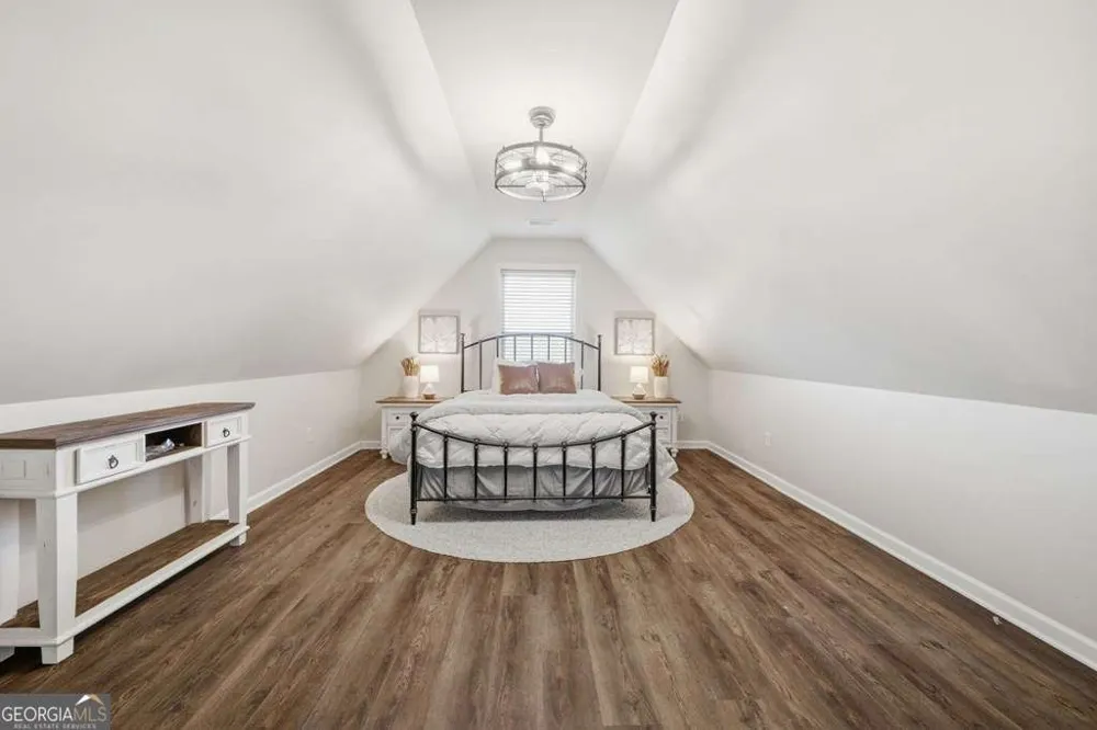 105 Arbor Hills CIR Talking Rock, GA 30175