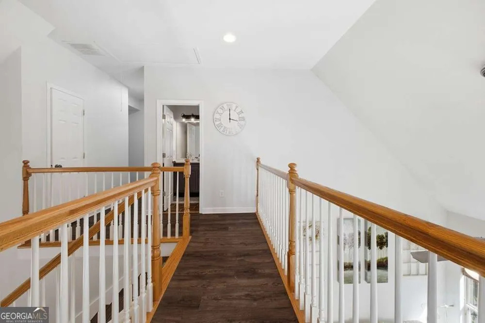 105 Arbor Hills CIR Talking Rock, GA 30175