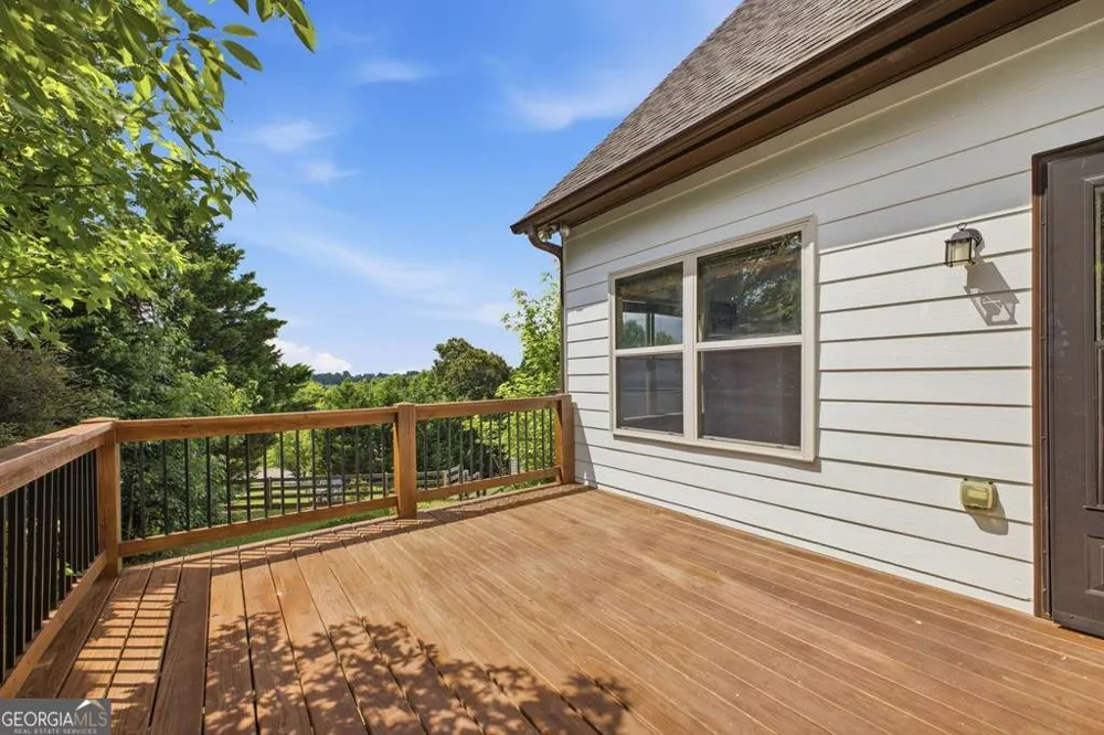 105 Arbor Hills CIR Talking Rock, GA 30175