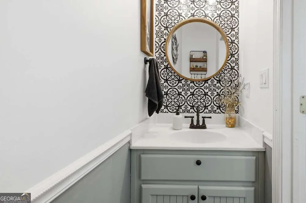 105 Arbor Hills CIR Talking Rock, GA 30175