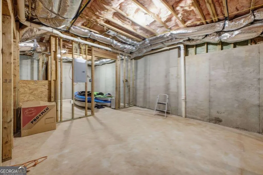 105 Arbor Hills CIR Talking Rock, GA 30175