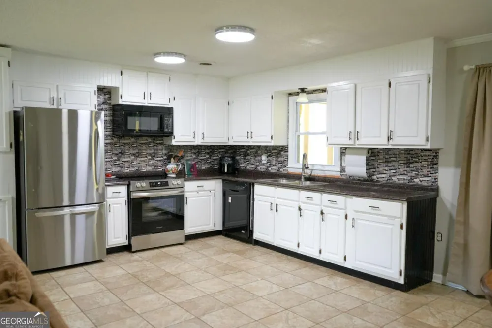 307 Pinewood DR Dublin, GA 31021