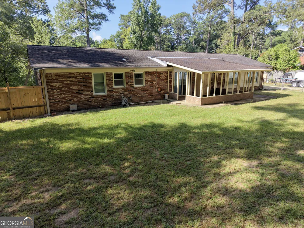 307 Pinewood DR Dublin, GA 31021