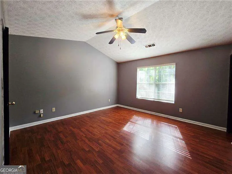 115 BOND DR Ellenwood, GA 30294