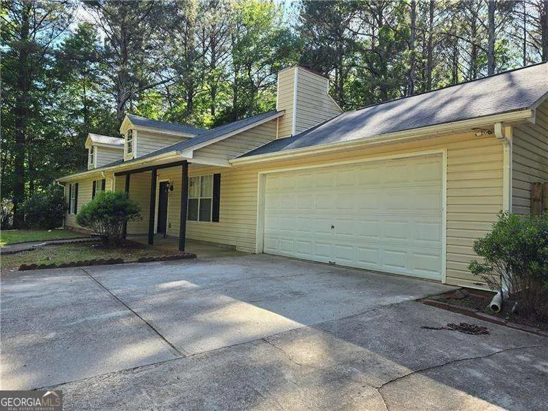 115 BOND DR Ellenwood, GA 30294