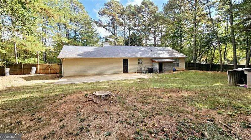 115 BOND DR Ellenwood, GA 30294