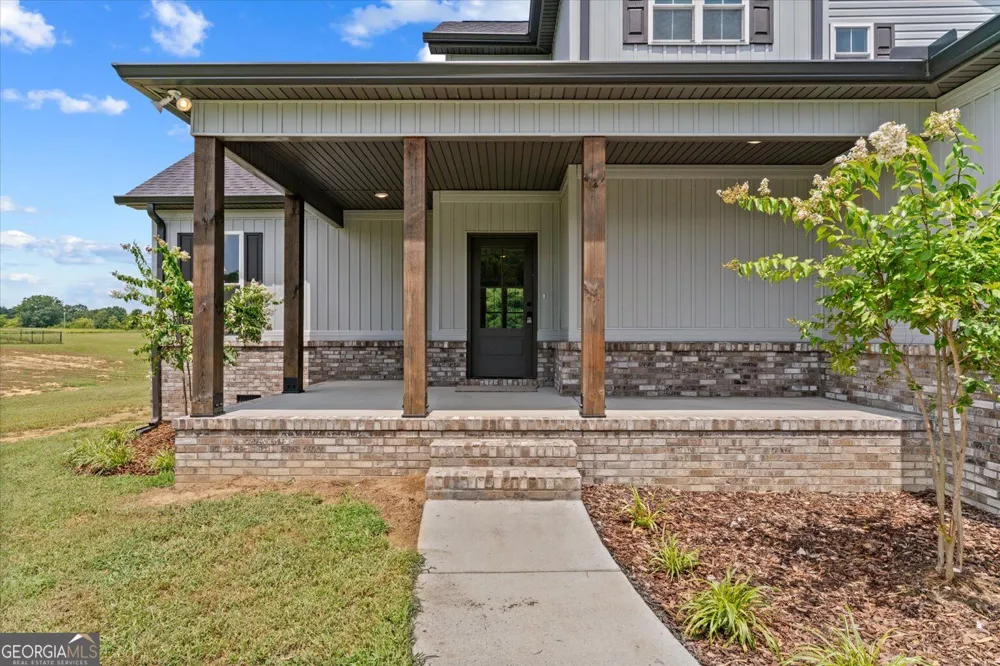 1067 Tucker School RD Cohutta, GA 30710
