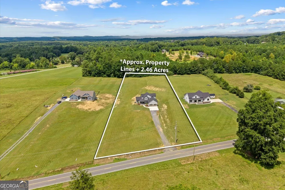 1067 Tucker School RD Cohutta, GA 30710