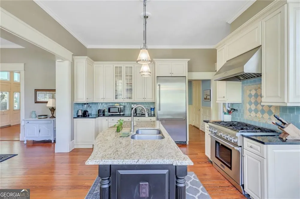 827 Union ST Brunswick, GA 31520
