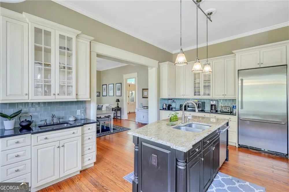 827 Union ST Brunswick, GA 31520