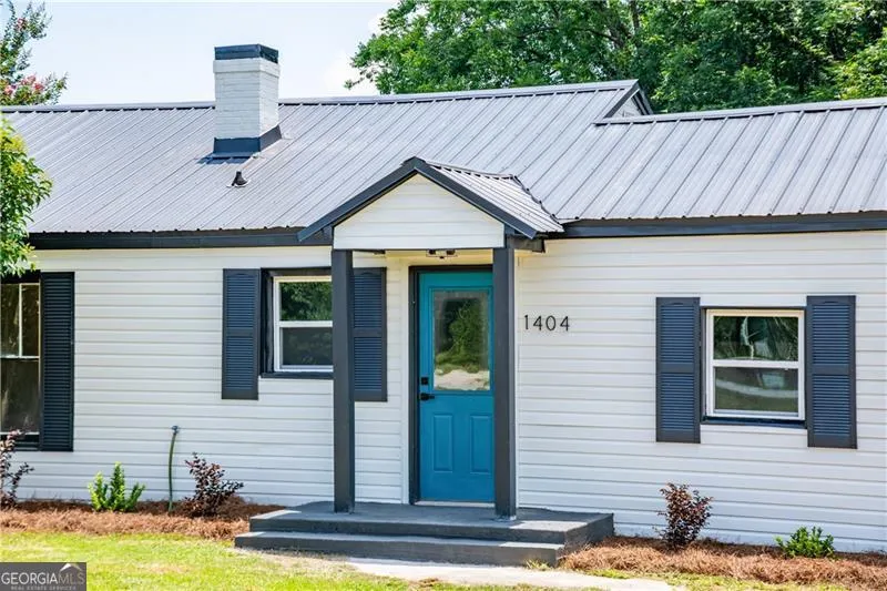 1404 N Forest AVE Hartwell, GA 30643