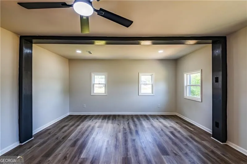 1404 N Forest AVE Hartwell, GA 30643