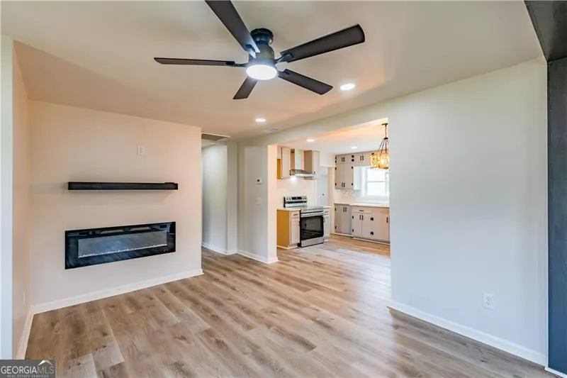 1404 N Forest AVE Hartwell, GA 30643