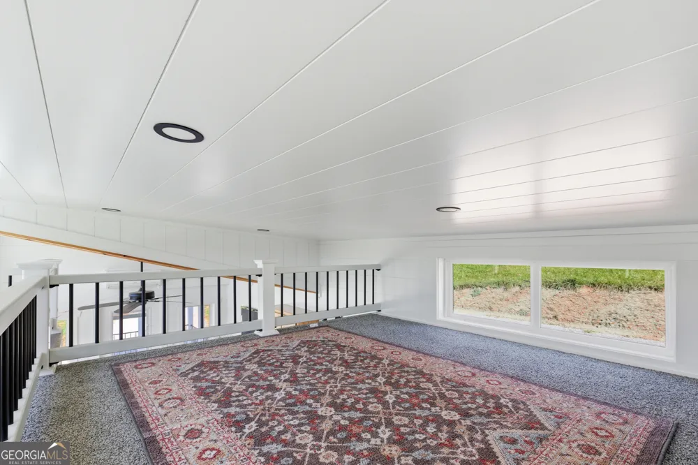 527 Saunders RD Franklin, NC 28734